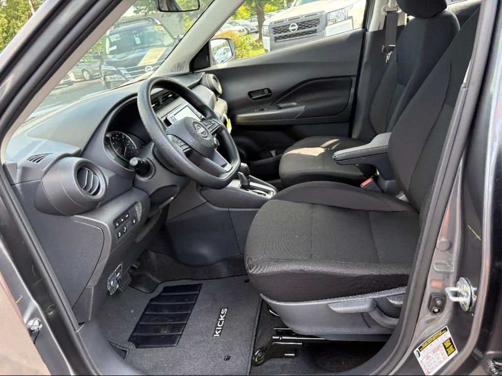new 2025 Nissan Kicks car, priced at $23,338