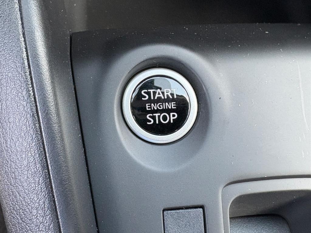 new 2025 Nissan Kicks car, priced at $23,338