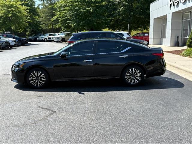 used 2023 Nissan Altima car, priced at $21,348