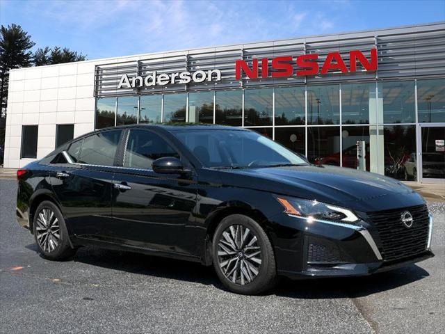used 2023 Nissan Altima car, priced at $21,779
