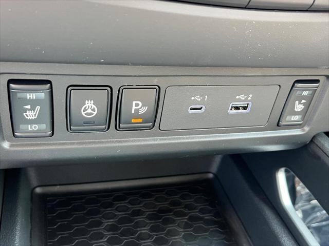 new 2025 Nissan Frontier car, priced at $40,118
