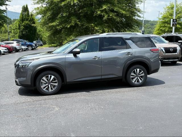 new 2025 Nissan Pathfinder car, priced at $43,234