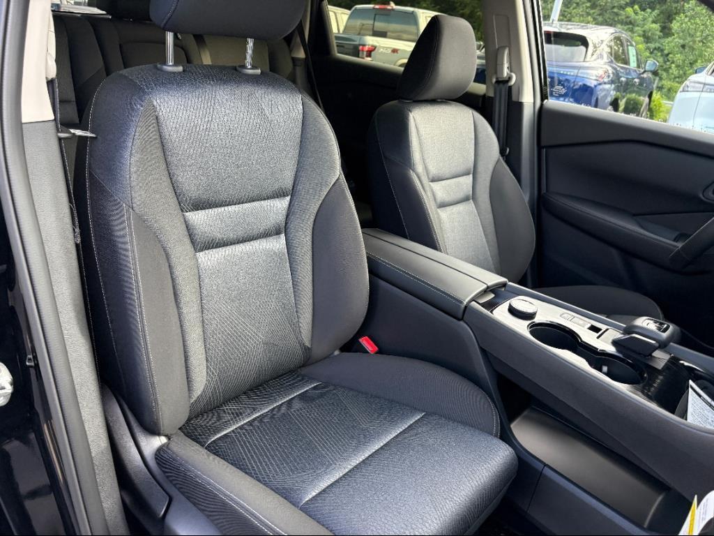 new 2025 Nissan Rogue car, priced at $32,234