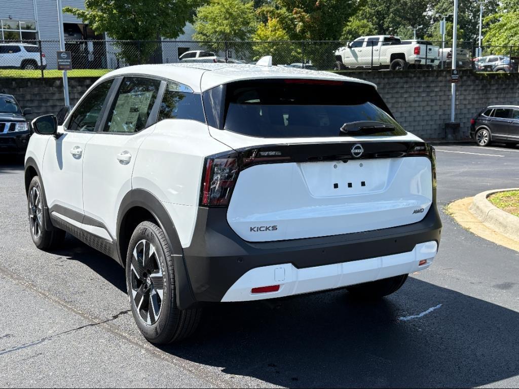 new 2025 Nissan Kicks car, priced at $27,302