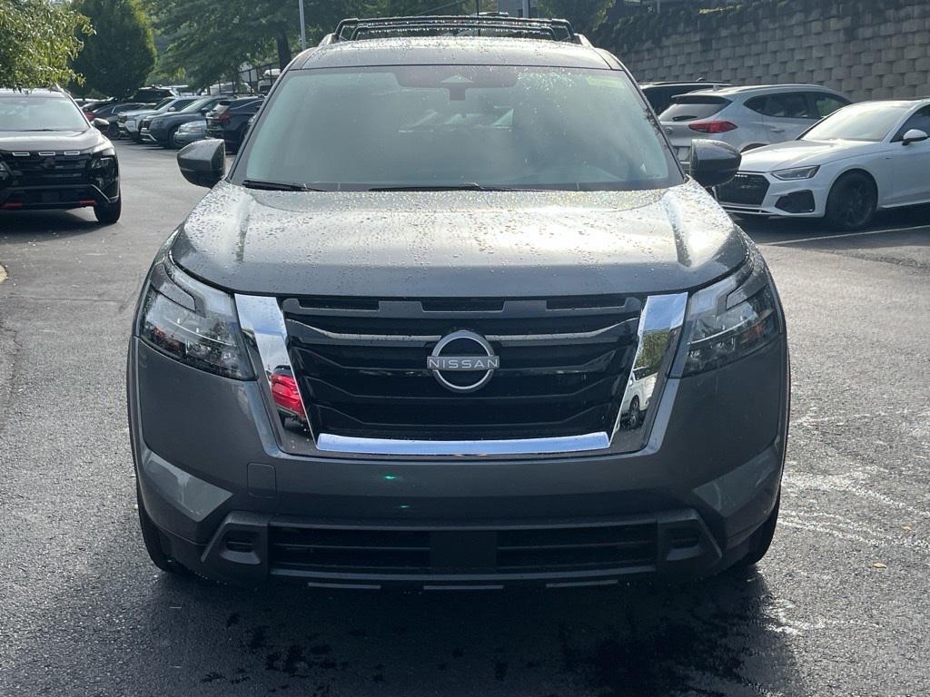 new 2025 Nissan Pathfinder car, priced at $43,370