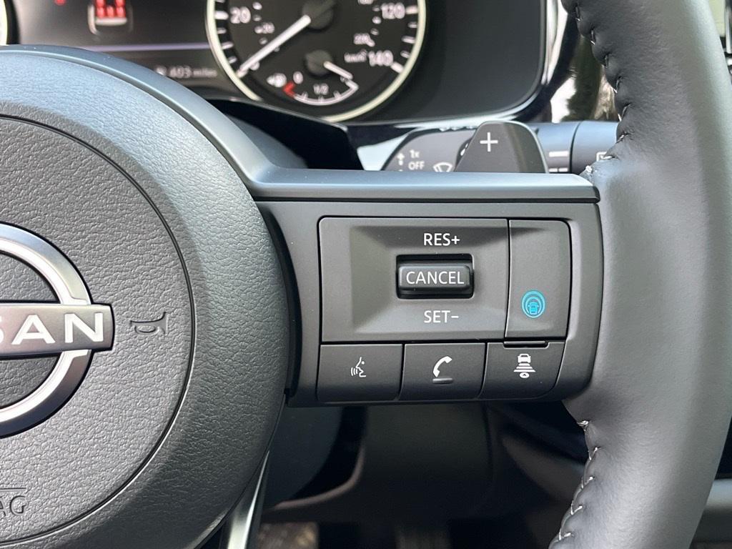 new 2025 Nissan Pathfinder car, priced at $43,370
