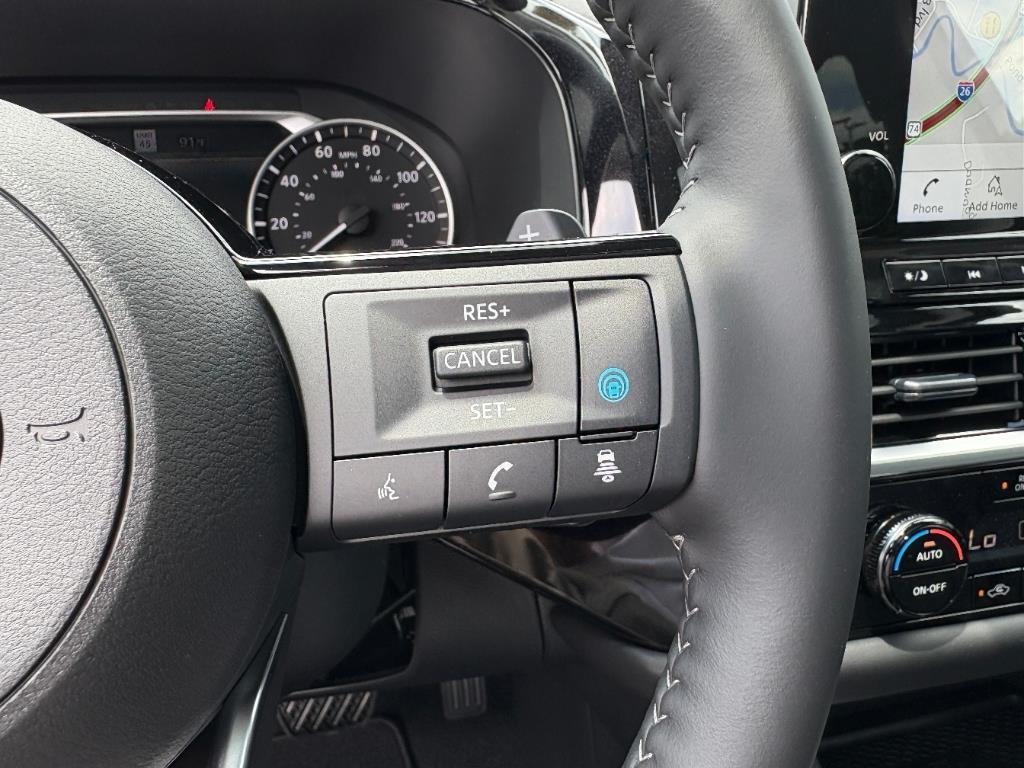 new 2025 Nissan Pathfinder car, priced at $47,122