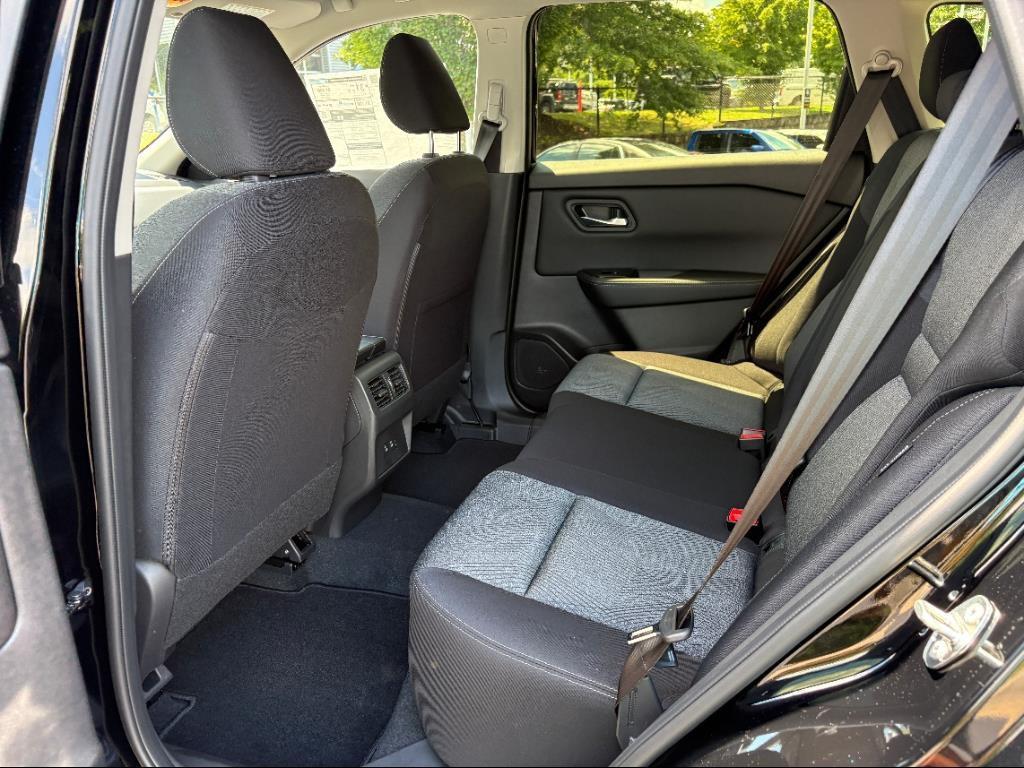 new 2025 Nissan Rogue car, priced at $32,064