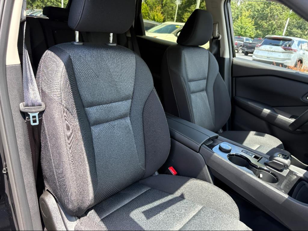 new 2025 Nissan Rogue car, priced at $32,064