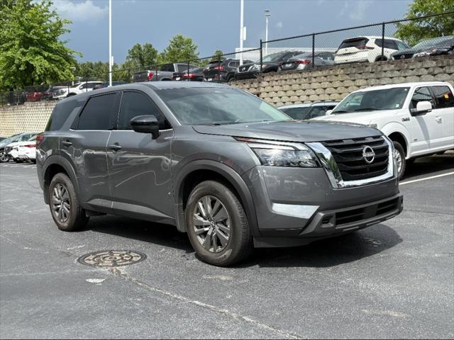 used 2025 Nissan Pathfinder car, priced at $36,987