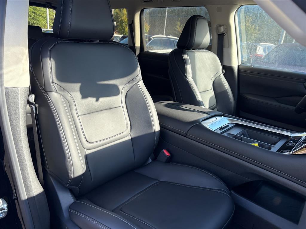 new 2025 Nissan Armada car, priced at $60,079