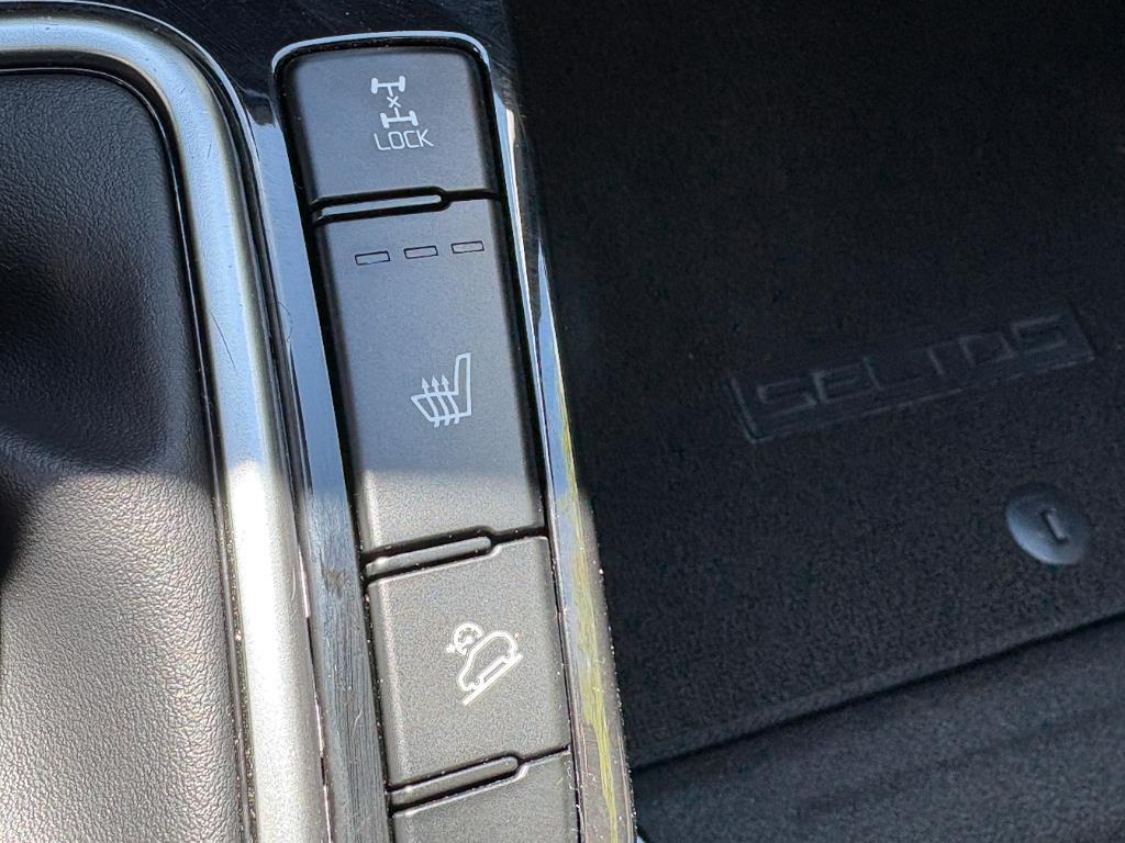 used 2023 Kia Seltos car, priced at $21,029