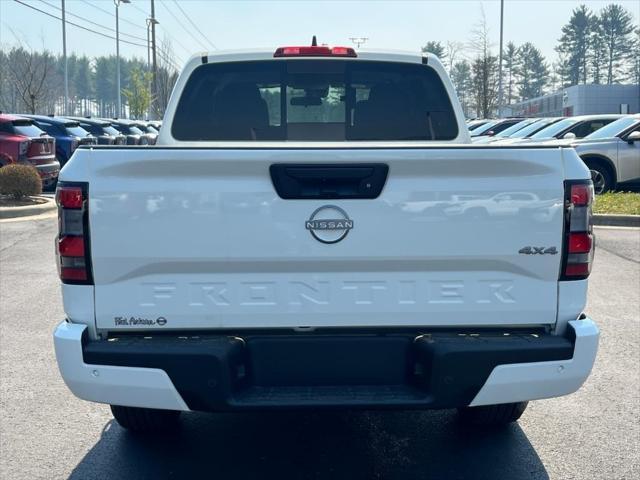 new 2025 Nissan Frontier car, priced at $39,721