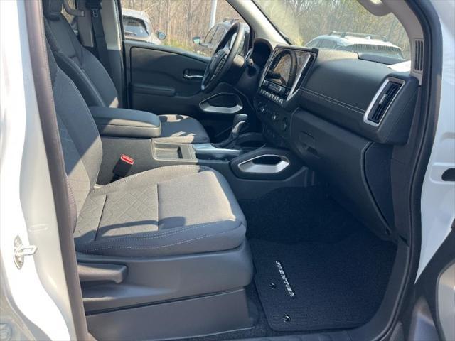 new 2025 Nissan Frontier car, priced at $39,721