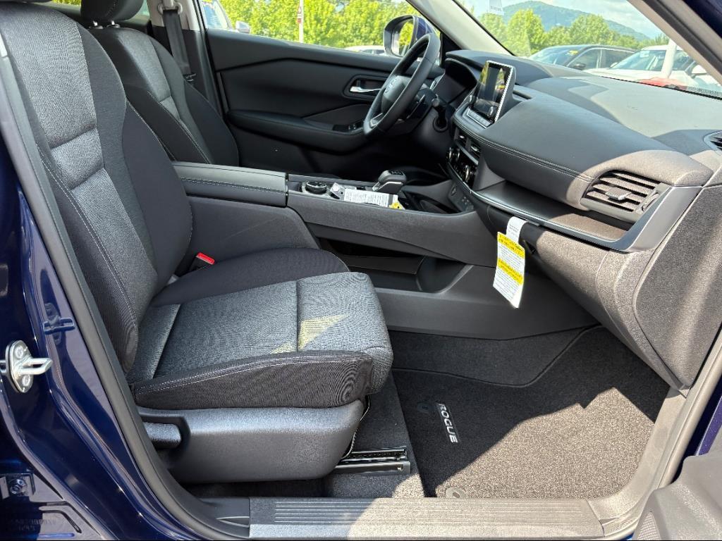 new 2025 Nissan Rogue car, priced at $32,309
