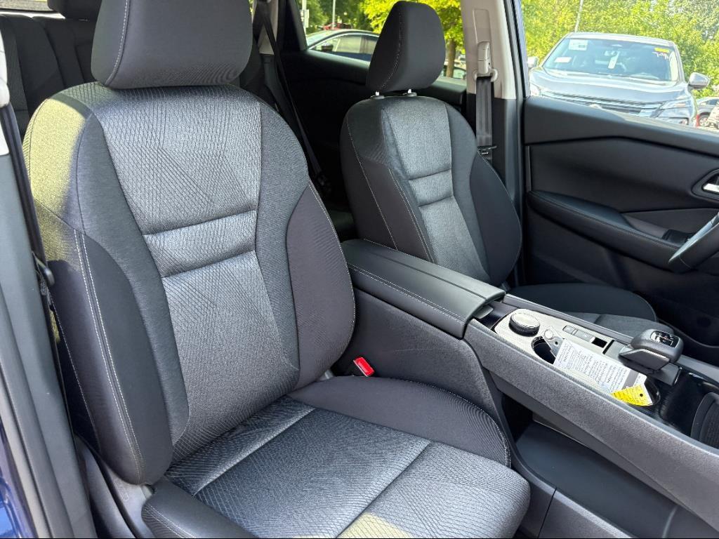 new 2025 Nissan Rogue car, priced at $32,309