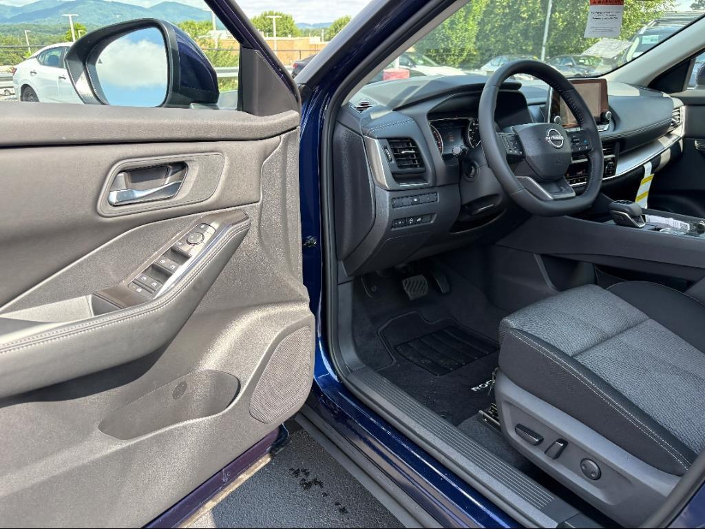 new 2025 Nissan Rogue car, priced at $32,309