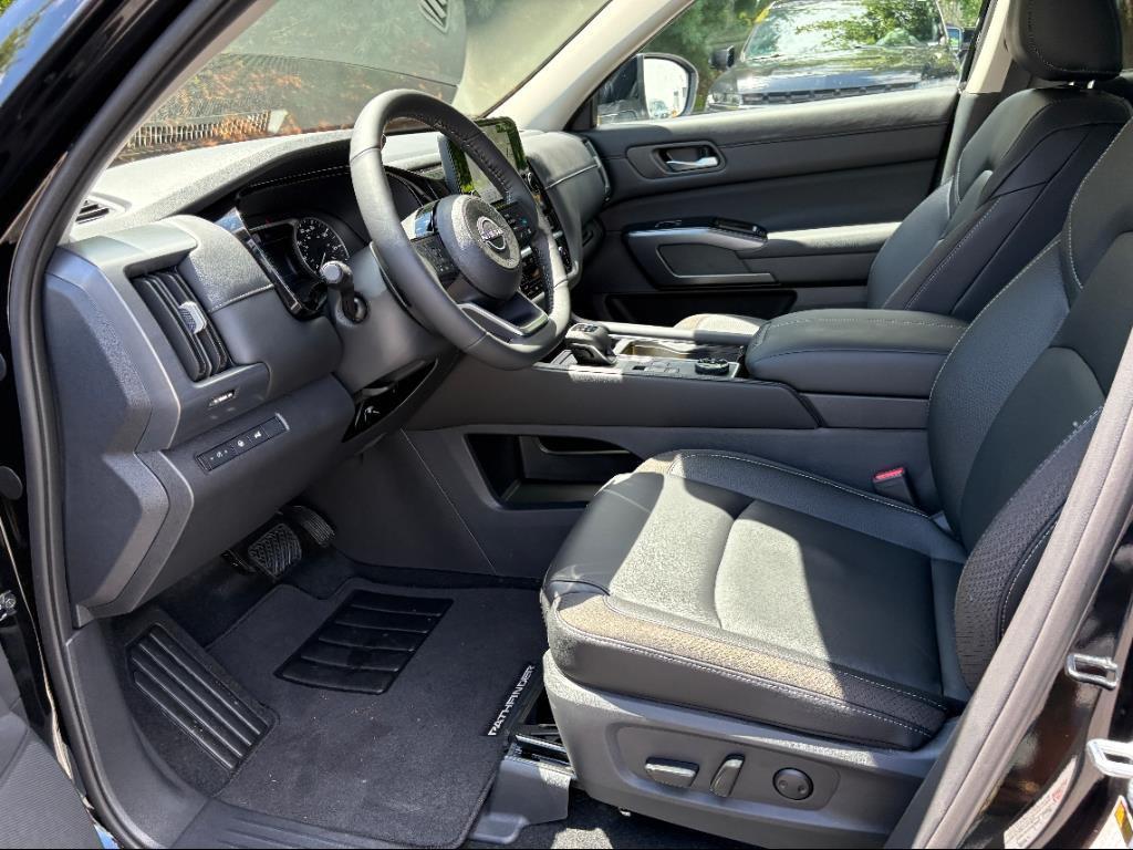 used 2025 Nissan Pathfinder car, priced at $43,353