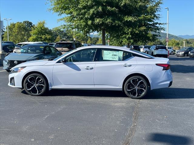 new 2025 Nissan Altima car, priced at $30,345