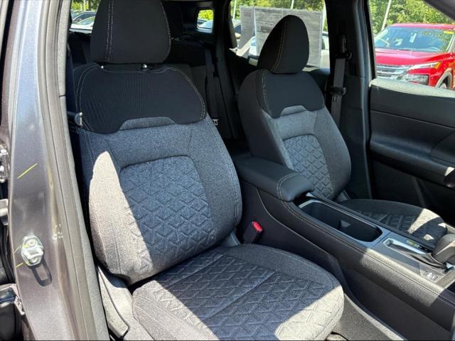 new 2025 Nissan Kicks car, priced at $26,869