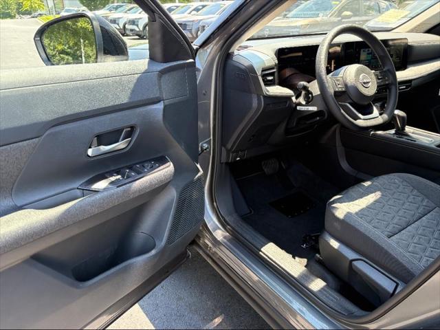 new 2025 Nissan Kicks car, priced at $26,869
