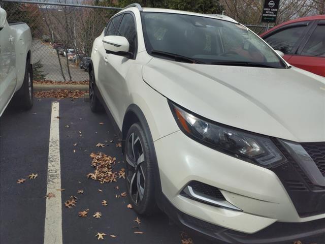 used 2022 Nissan Rogue Sport car, priced at $26,218