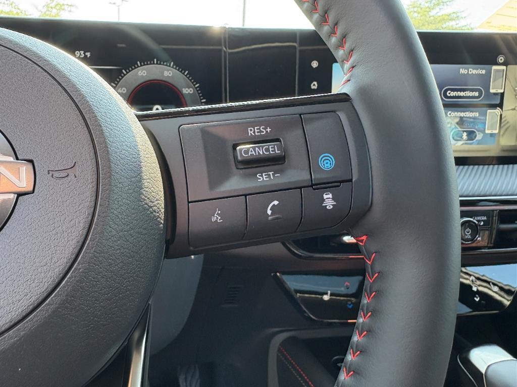 new 2025 Nissan Kicks car, priced at $30,842