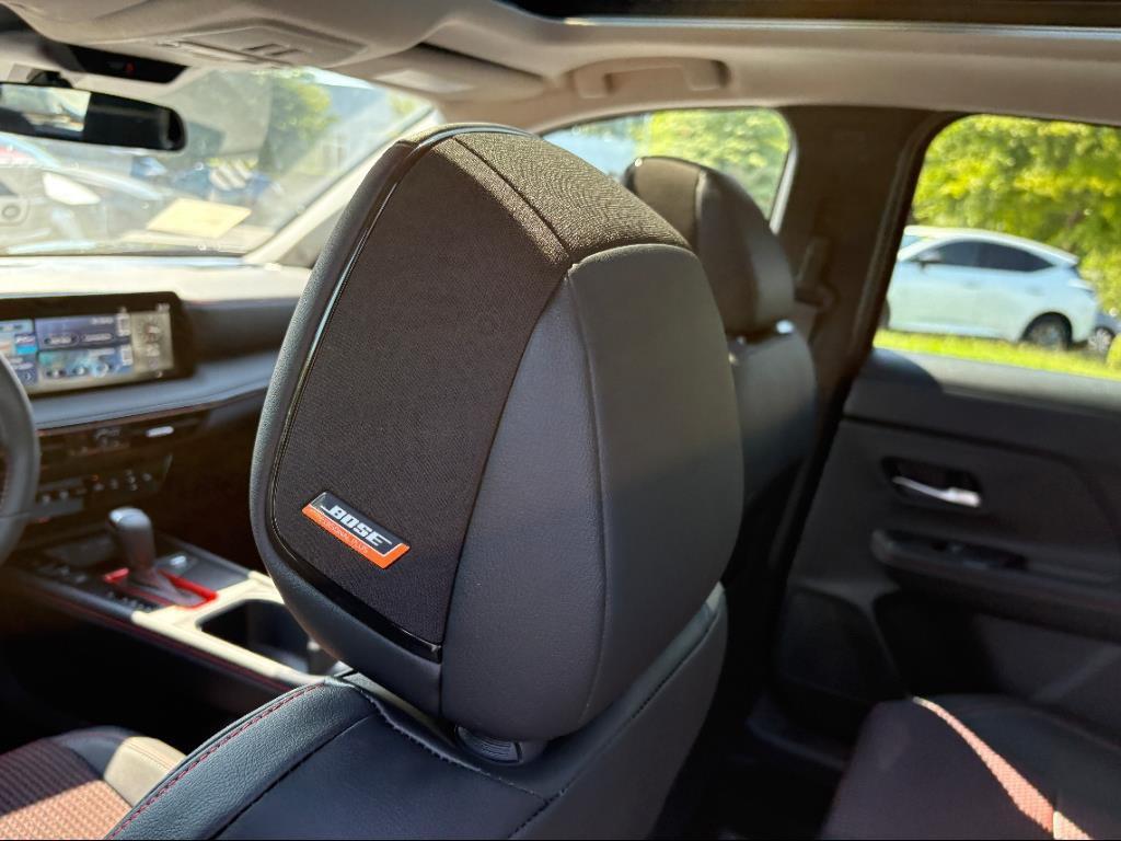 new 2025 Nissan Kicks car, priced at $30,842