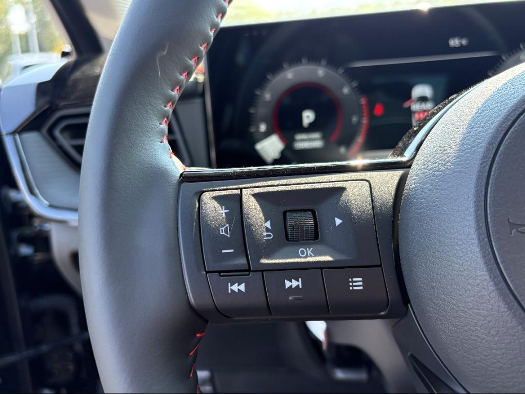 new 2025 Nissan Kicks car, priced at $30,842