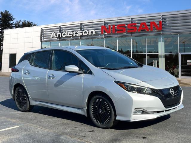 new 2025 Nissan Leaf car, priced at $27,211