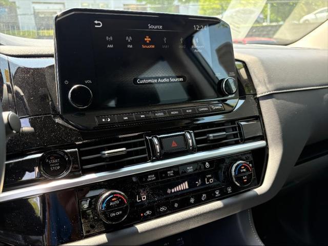 new 2025 Nissan Pathfinder car, priced at $43,234