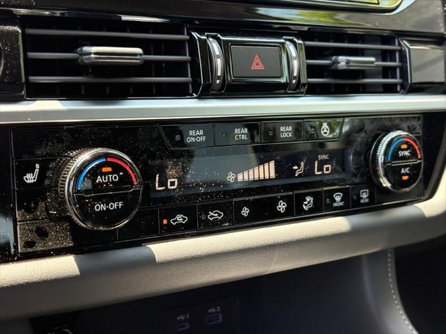 new 2025 Nissan Pathfinder car, priced at $43,234