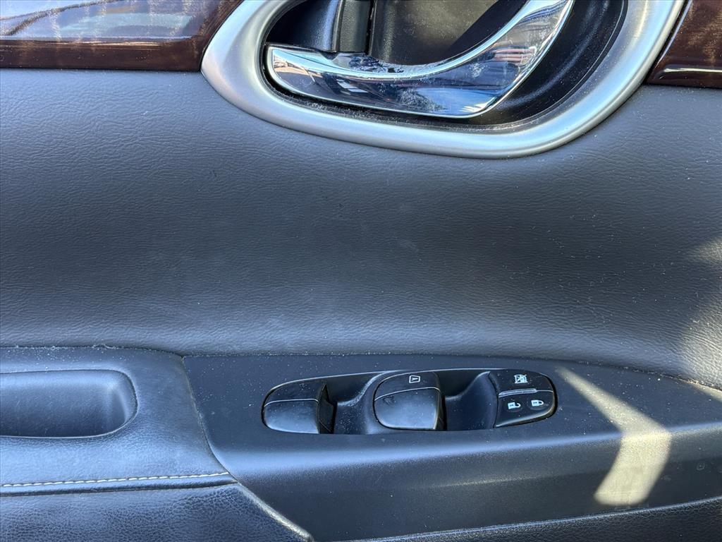 used 2015 Nissan Sentra car, priced at $9,368