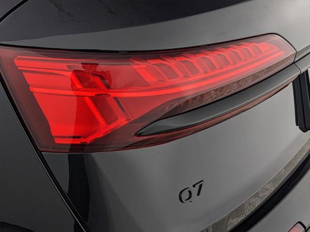 new 2025 Audi Q7 car, priced at $68,820