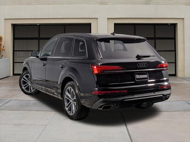 new 2025 Audi Q7 car, priced at $68,820