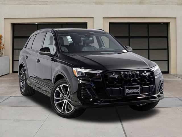 new 2025 Audi Q7 car, priced at $68,820