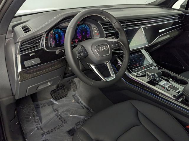 new 2025 Audi Q7 car, priced at $74,470