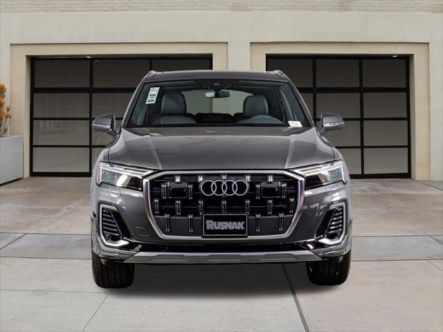 new 2025 Audi Q7 car, priced at $70,610