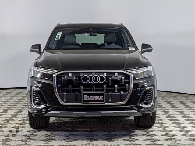 new 2025 Audi Q7 car, priced at $75,510