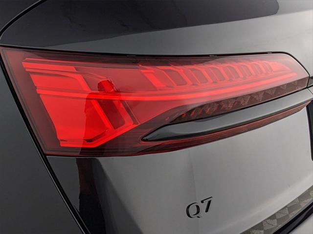 new 2025 Audi Q7 car, priced at $69,820