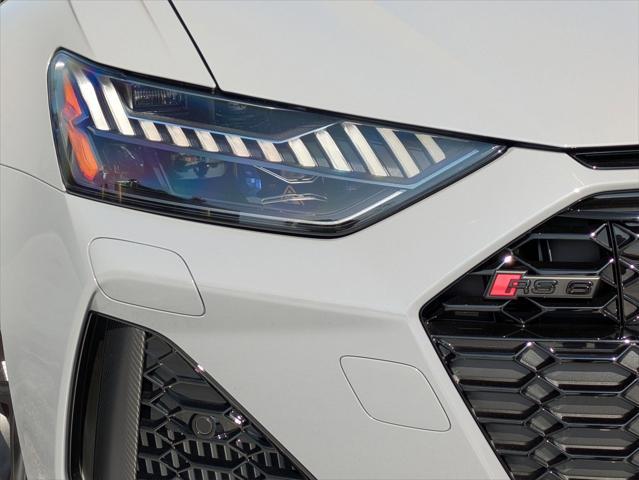 new 2025 Audi RS 6 Avant car, priced at $140,095