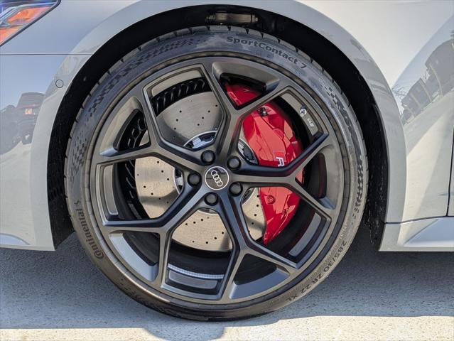 new 2025 Audi RS 6 Avant car, priced at $140,095