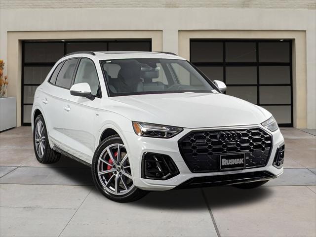 new 2024 Audi Q5 car, priced at $70,185