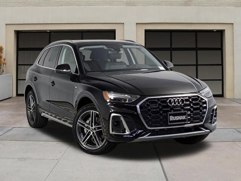 new 2024 Audi Q5 e car, priced at $67,085