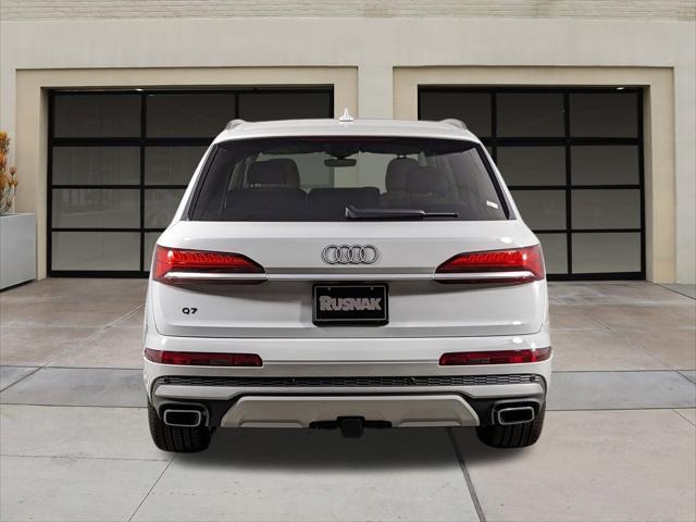 new 2025 Audi Q7 car, priced at $75,510