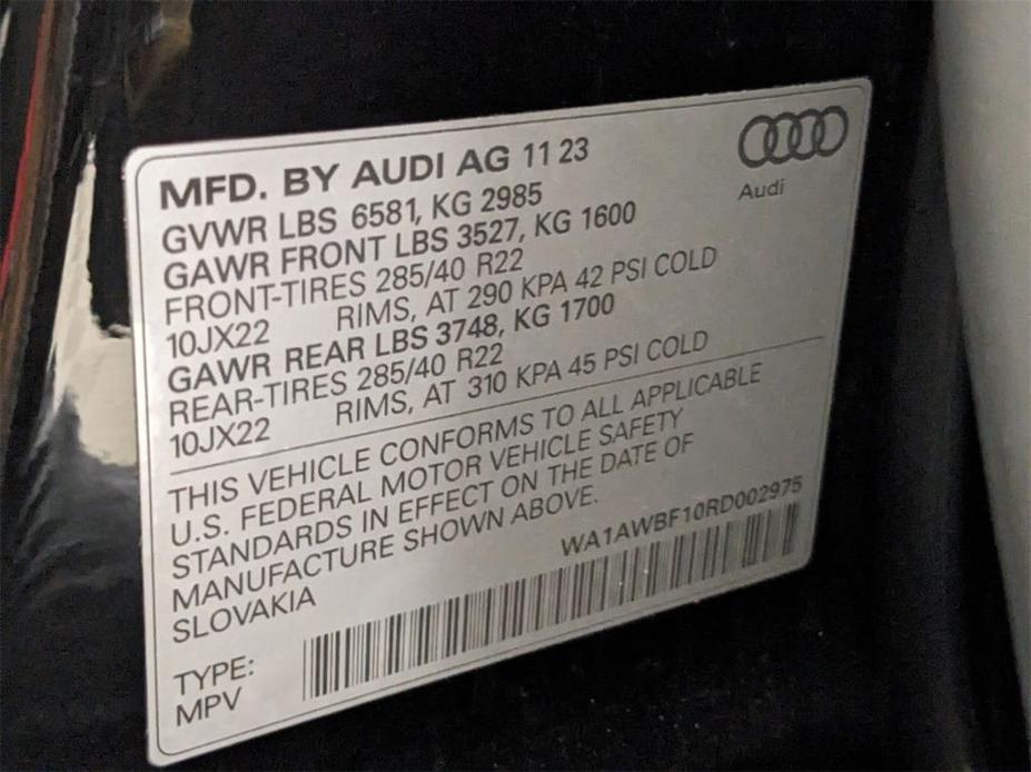 new 2024 Audi SQ8 car, priced at $102,075