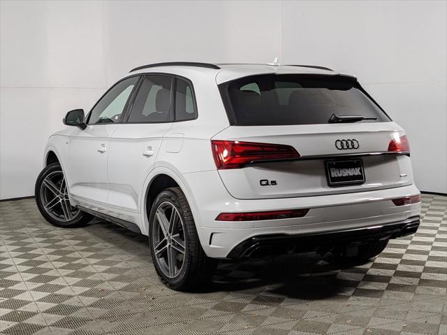 new 2025 Audi Q5 car, priced at $69,160