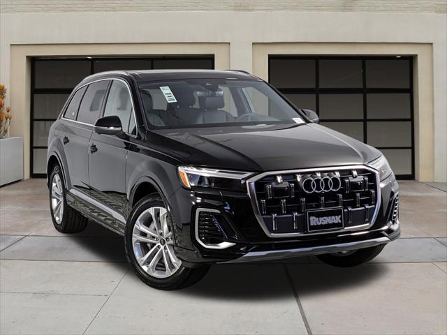 new 2025 Audi Q7 car, priced at $65,270