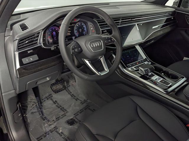 new 2025 Audi Q7 car, priced at $65,270