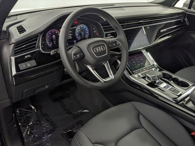 new 2025 Audi Q7 car, priced at $65,270